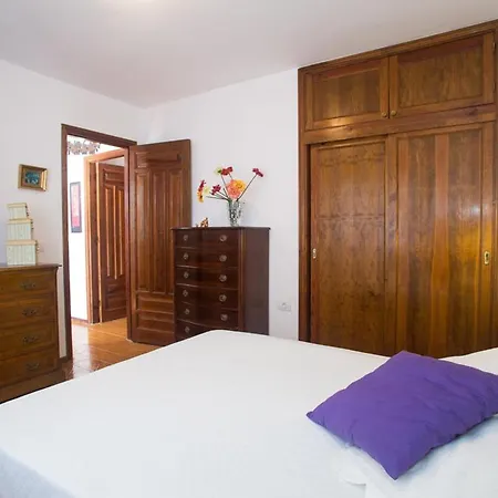 2br Beach House - Solarium Terrace Shower - 12 Puerto del Carmen (Lanzarote)